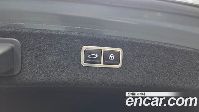 Genesis G80 2022 — Şəkil 19/38