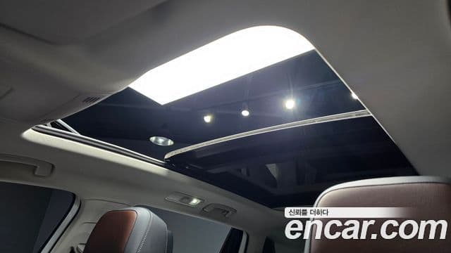 Volkswagen Tiguan Allspace 2023 — Фото 17/20