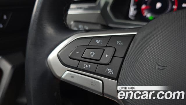 Volkswagen Tiguan Allspace 2023 — Фото 18/20