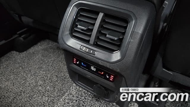 Volkswagen Tiguan Allspace 2023 — Photo 17/31