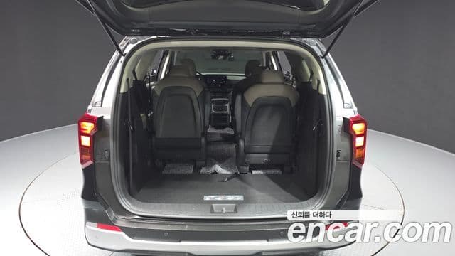Kia Carnival 2024 — Фото 20/20