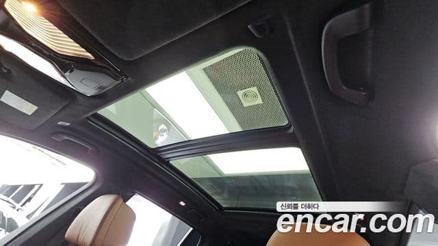 BMW X7 2023 — Photo 35/37