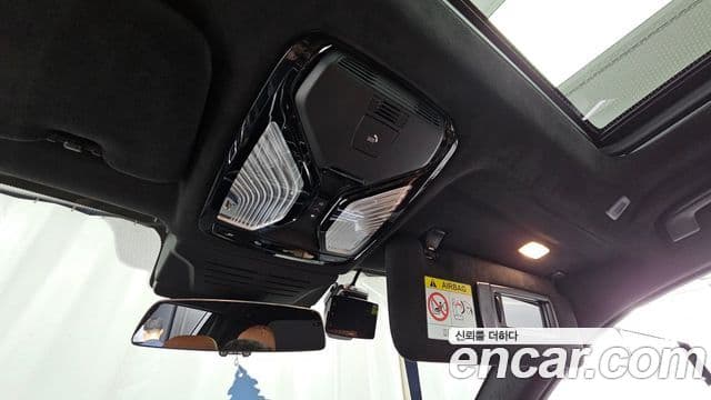 BMW X7 2023 — Photo 22/37