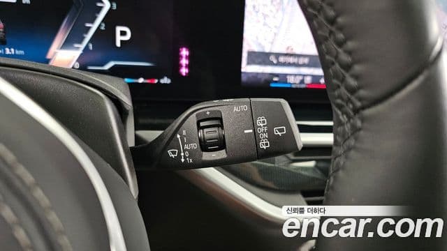 BMW X7 2023 — Photo 20/37