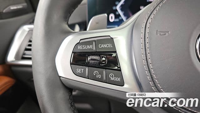 BMW X7 2023 — Photo 2/37