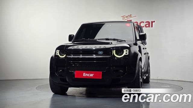 Land Rover Defender 2022 — Photo 17/20