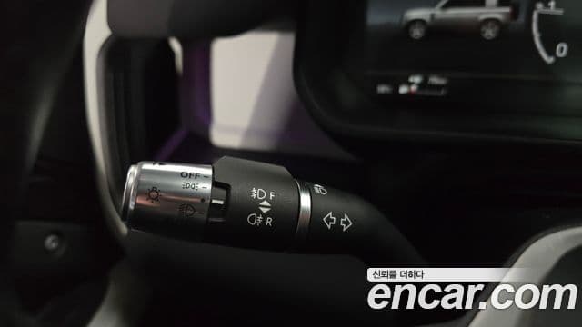Land Rover Defender 2022 — Photo 16/20