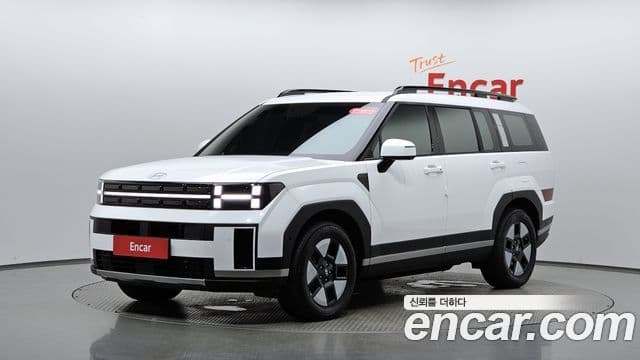 Hyundai Santa Fe 2025 — Photo 2/35