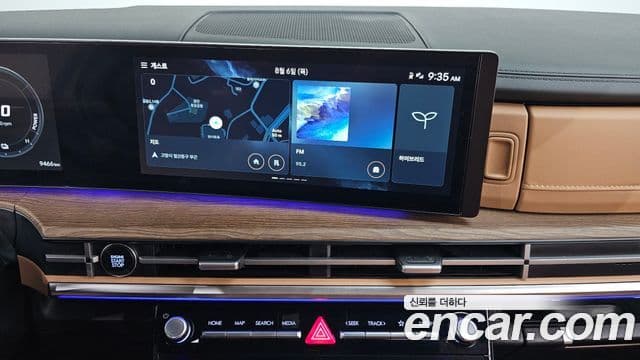 Hyundai Santa Fe 2025 — Photo 32/35