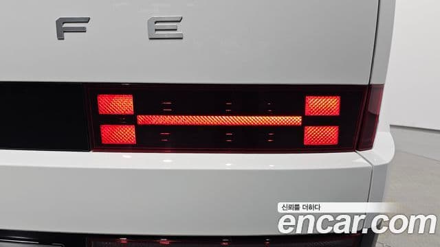 Hyundai Santa Fe 2025 — Photo 25/35