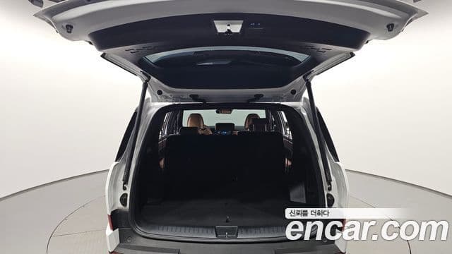 Hyundai Santa Fe 2025 — Photo 27/35