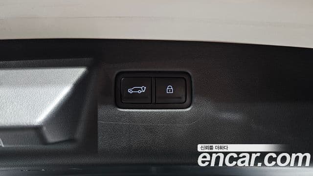 Hyundai Santa Fe 2025 — Photo 35/35