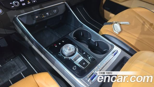 Kia Carnival 2024 — ფოტო 17/20