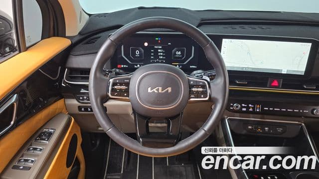 Kia Carnival 2024 — ფოტო 13/20