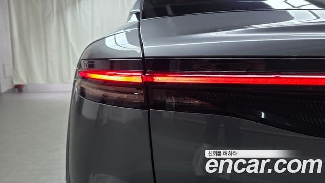 Toyota Crown Crossover 2024 — Photo 25/35