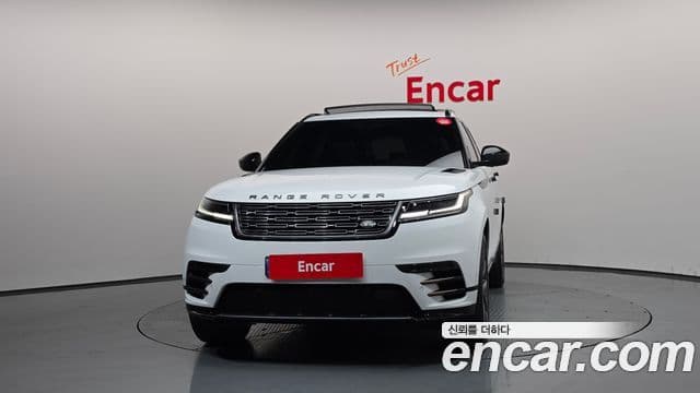 Land Rover Range Rover Velar 2024 — Фото 2/20