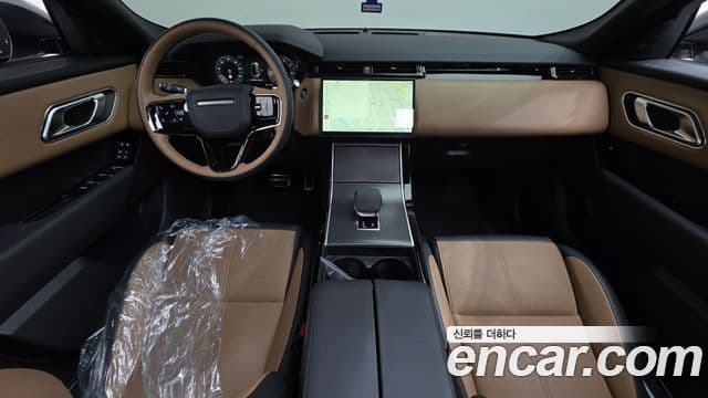 Land Rover Range Rover Velar 2024 — Фото 6/20