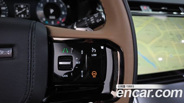 Land Rover Range Rover Velar 2024 — Фото 16/20