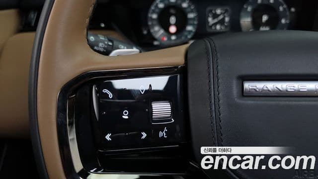 Land Rover Range Rover Velar 2024 — Фото 17/20