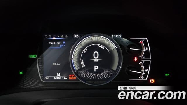 Lexus ES300h 2023 — Photo 18/20