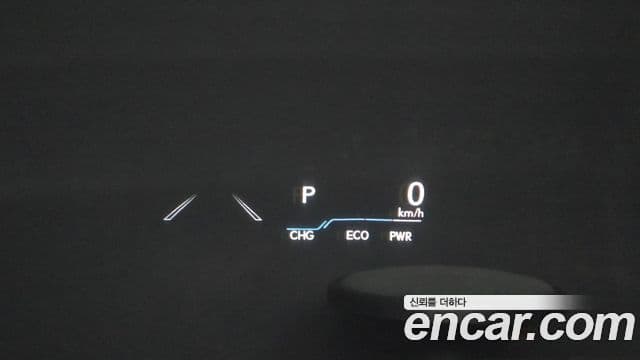 Lexus ES300h 2023 — Photo 16/20
