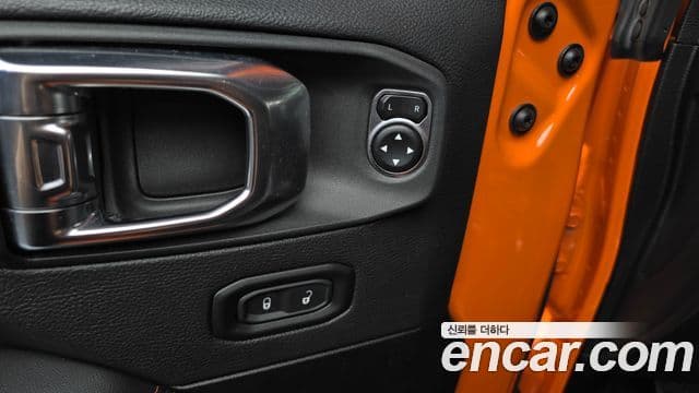 Jeep Gladiator 2025 — Şəkil 24/30