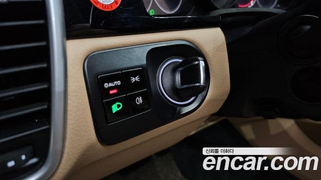Porsche Cayenne 2019 — Photo 15/34