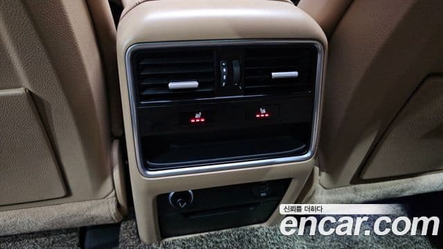 Porsche Cayenne 2019 — Photo 13/34