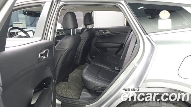 Kia Sportage 2024 — ფოტო 20/31