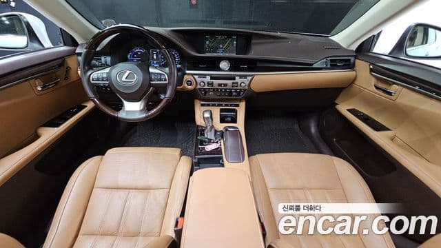Lexus ES300h 2018 — Şəkil 4/20