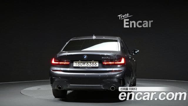 BMW 3 Series 2020 — ფოტო 34/34