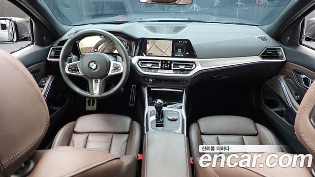 BMW 3 Series 2020 — ფოტო 22/34