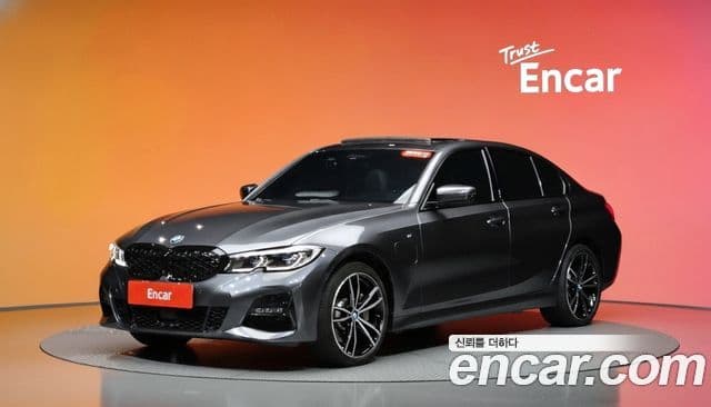 BMW 3 Series 2020 — ფოტო 2/34