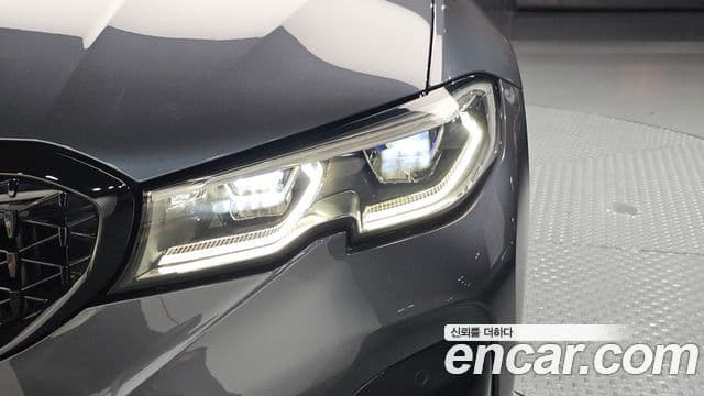 BMW 3 Series 2020 — ფოტო 6/34