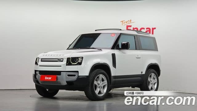 Land Rover Defender 2022 — Photo 16/20