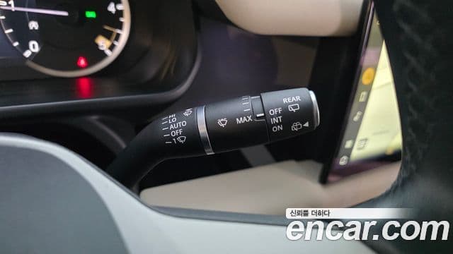 Land Rover Defender 2022 — Photo 3/20