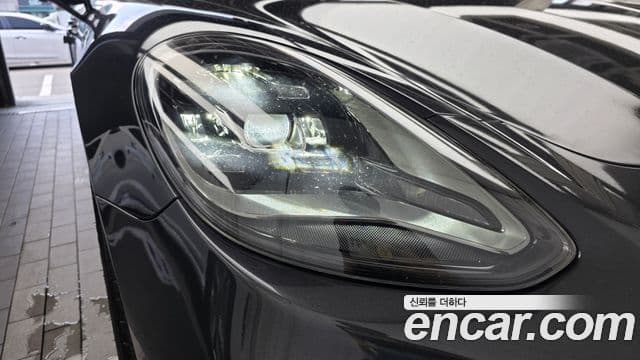 Porsche Panamera 2022 — Şəkil 35/35