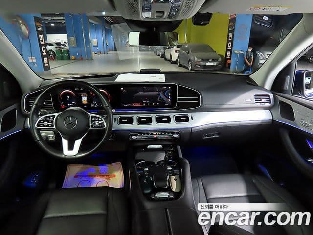 Mercedes-Benz GLE-Class 2021 — Фото 10/20