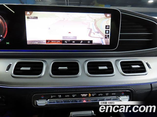 Mercedes-Benz GLE-Class 2021 — Фото 13/20