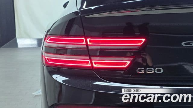 Genesis G80 2023 — Şəkil 15/35