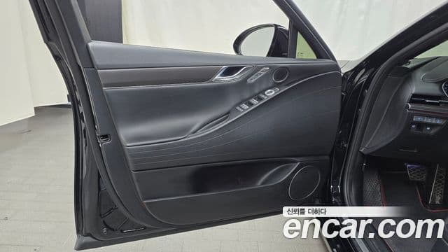 Genesis G80 2023 — Şəkil 22/35