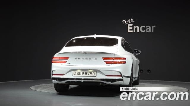 Genesis G80 2024 — Photo 12/32