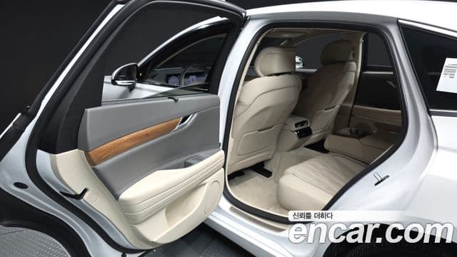 Genesis G80 2024 — Photo 27/32