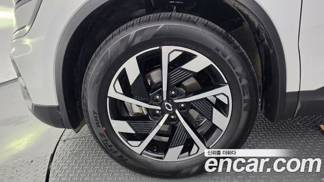 Renault Samsung QM6 2023 — ფოტო 7/34