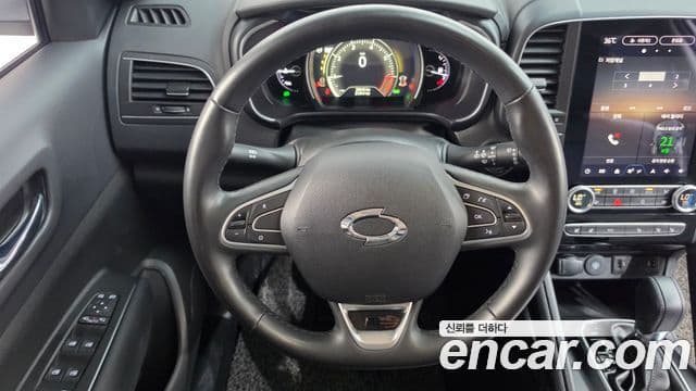 Renault Samsung QM6 2023 — ფოტო 18/34