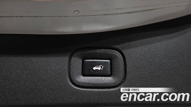 Renault Samsung QM6 2023 — ფოტო 30/34