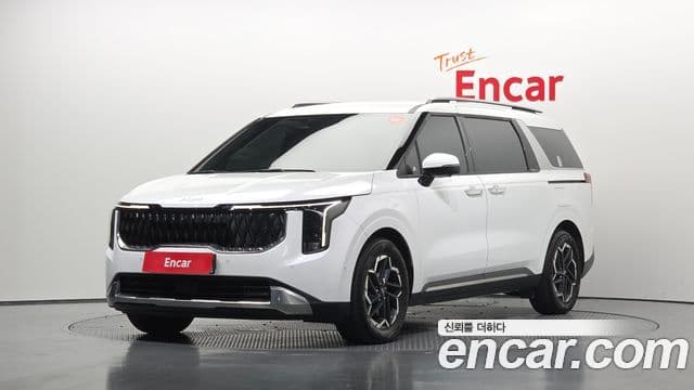 Kia Carnival 2024 — Фото 1/20