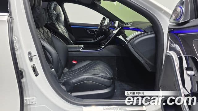 Mercedes-Benz S-Class 2022 — Photo 11/20