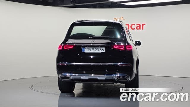 Mercedes-Benz GLS-Class 2023 — Photo 12/20