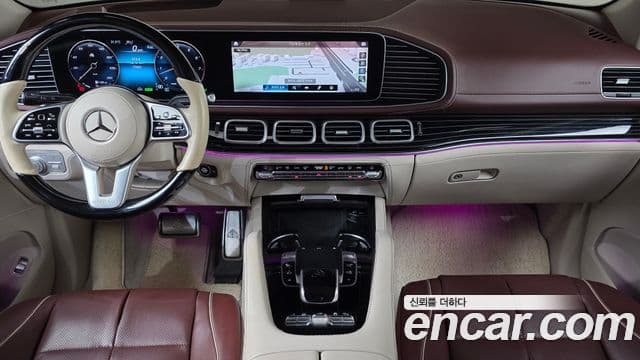 Mercedes-Benz GLS-Class 2023 — Photo 7/20